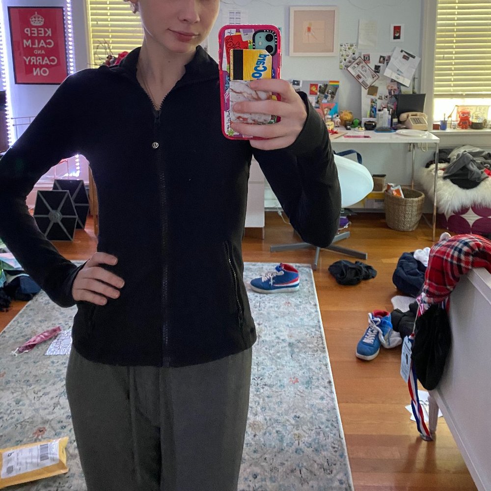Black Lululemon lightweight workout Jacket
